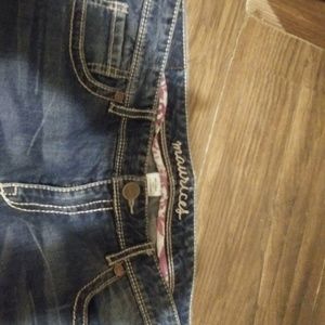 Maurices jeans
